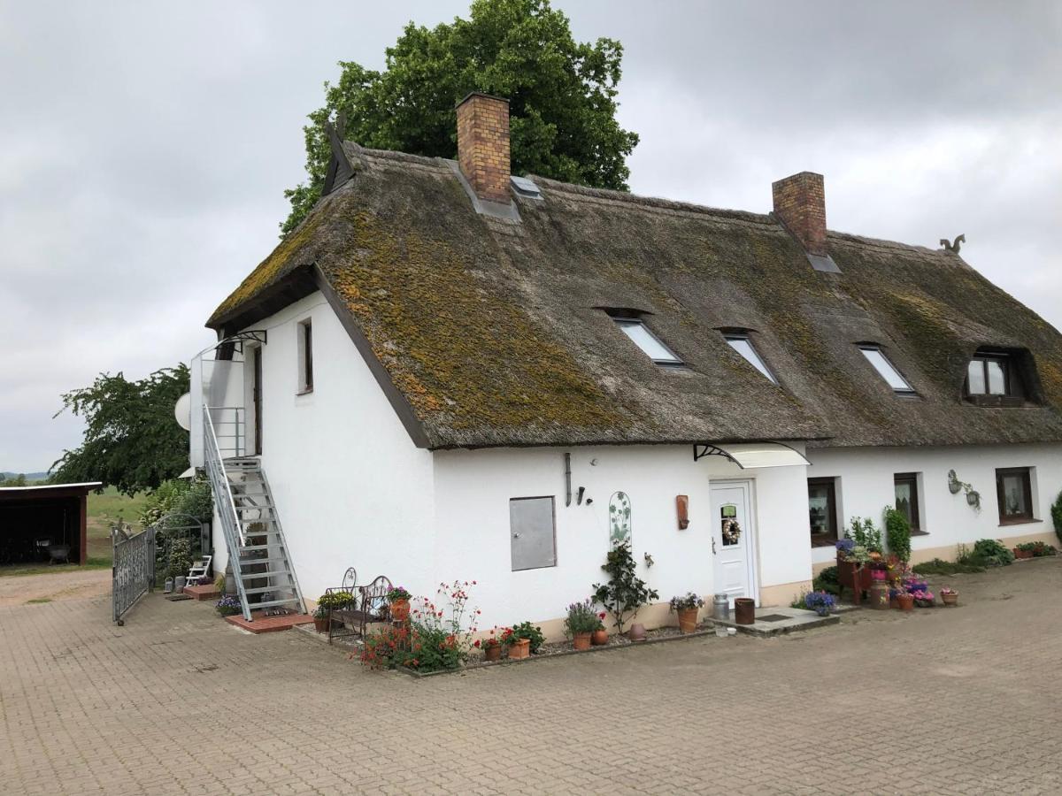 Ferienwohnung Landhaus Zurow Kültér fotó